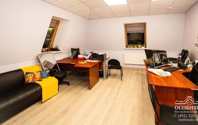 в Пушкарёвом переулке, 3, площадь 750 м