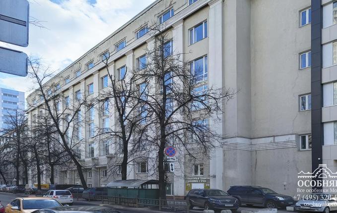 на улице Ибрагимова, 31, площадь 6596 м