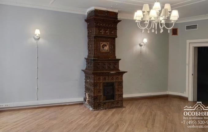 в Турчаниновом переулке, 6, площадь 457 м