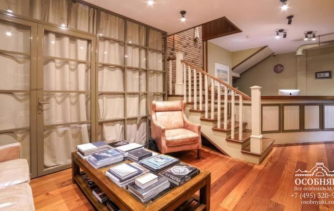 в Большом Саввинском переулке, 12с3, площадь 379 м