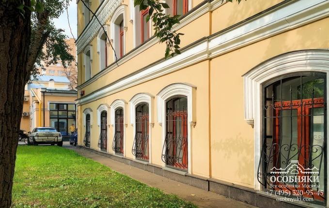 на улице Малая Дмитровка, 16, площадь 689 м
