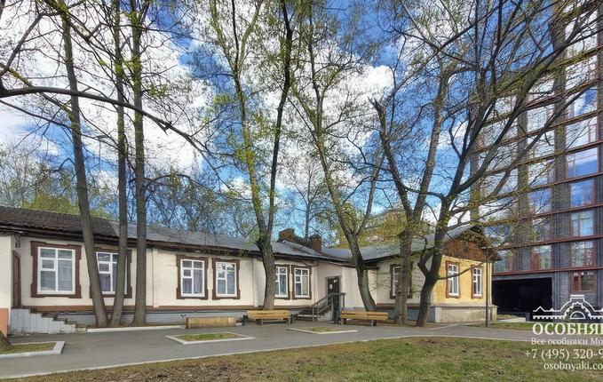 на улице Казакова, 5, площадь 290 м