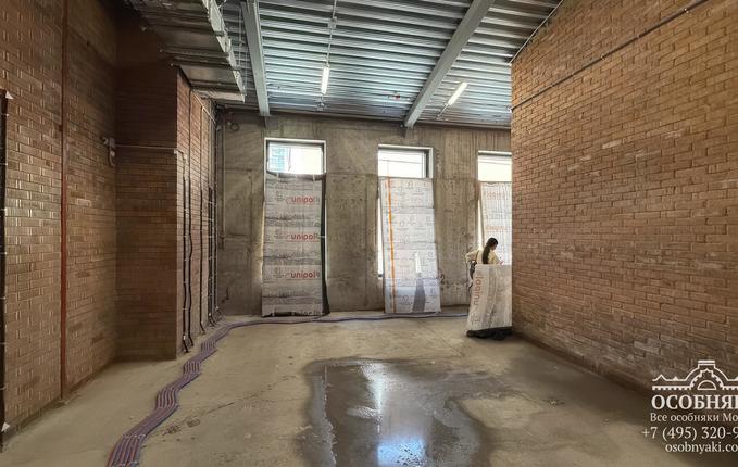 в Большом Толмачёвском переулке, 5с11, площадь 268 м