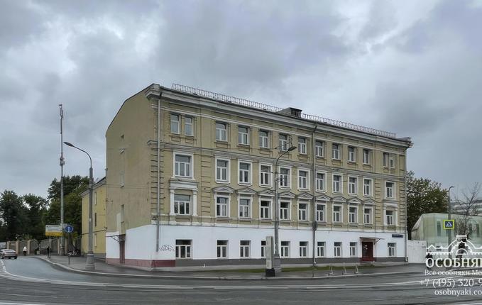 на Кожевнической улице,26, площадь 1176 м