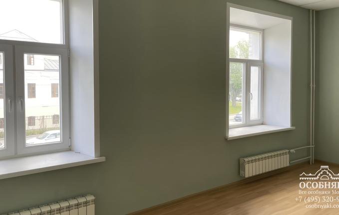 на Кожевнической улице,26, площадь 1176 м