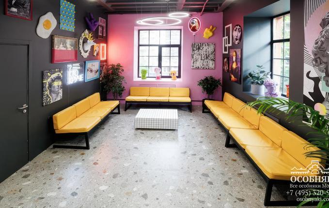 на Бакунинской улице,72, площадь 1953 м