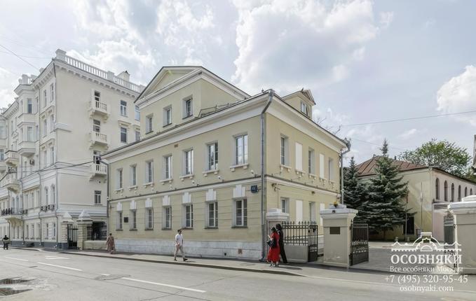 в Архангельском переулке, 15, площадь 482 м