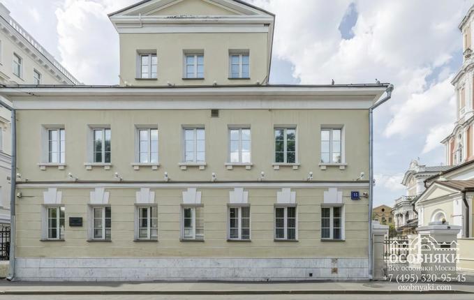 в Архангельском переулке, 15, площадь 482 м