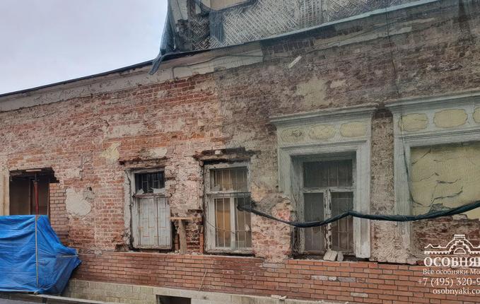 в Новокирочном переулке, 5, площадь 683 м