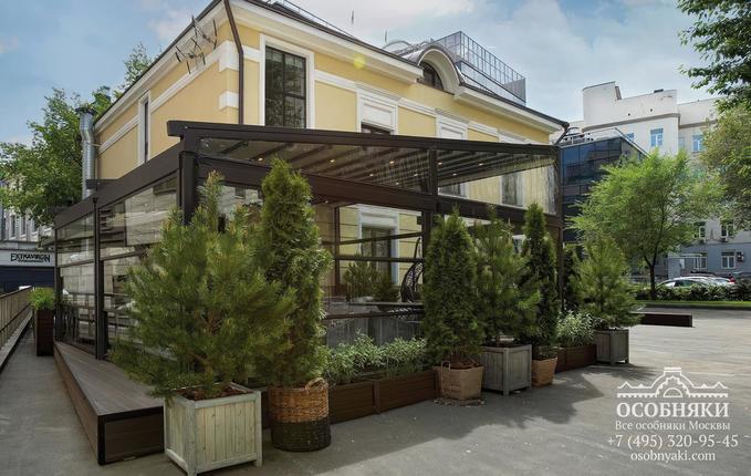 в Дегтярном переулке, 8с2, площадь 596 м