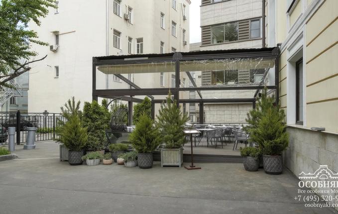 в Дегтярном переулке, 8с2, площадь 596 м