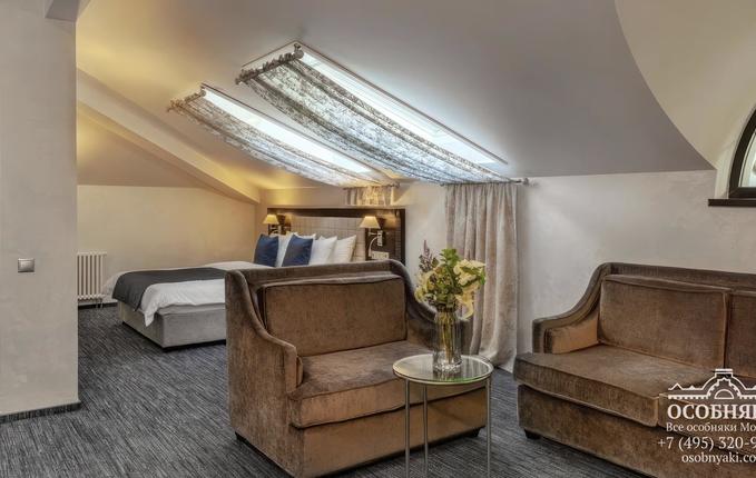 в Дегтярном переулке, 8с2, площадь 596 м