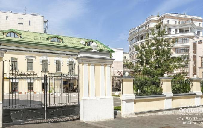 в Дмитровском переулке, 3с4, площадь 972 м