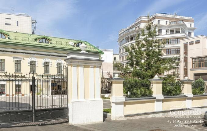в Дмитровском переулке, 3с4, площадь 972 м
