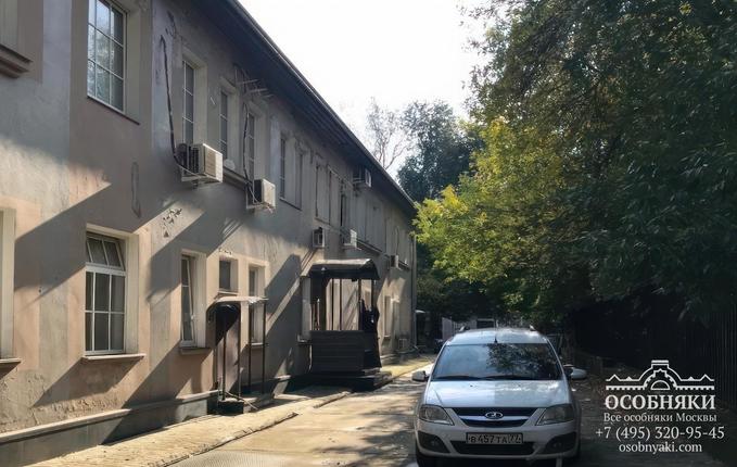 на улице Петра Романова, 14, площадь 732 м