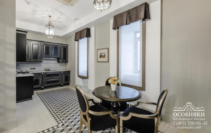 на улице Рождественка, 29, площадь 670 м