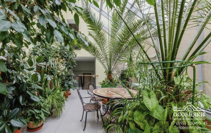 на улице Рождественка, 29, площадь 670 м