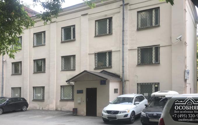 в Астраханском переулке, 5/9, площадь 507 м