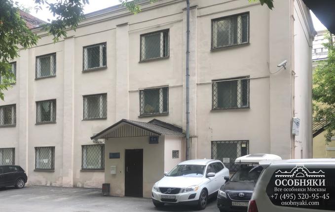 в Астраханском переулке, 5/9, площадь 507 м