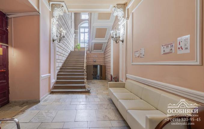 на улице Малая Дмитровка, 16с6А, площадь 1177 м