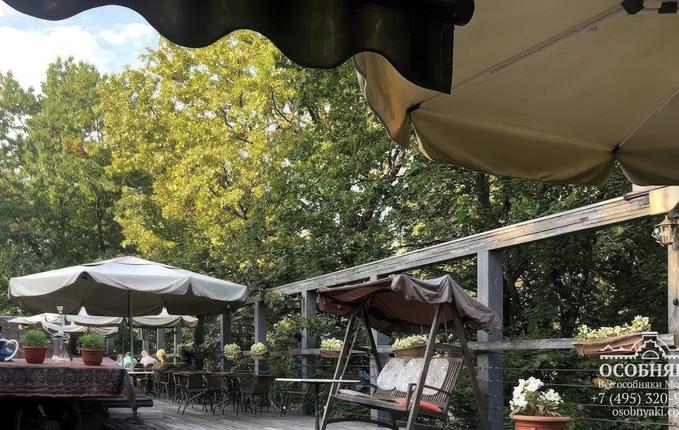 на улице Академика Королёва, 19А, площадь 1220 м