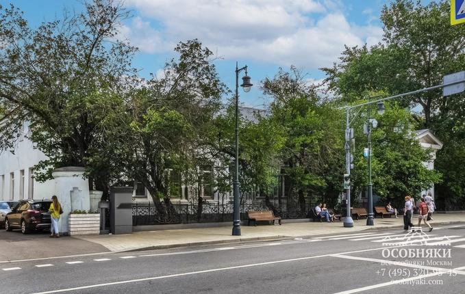 на улице Малая Дмитровка, 16с6А, площадь 1177 м