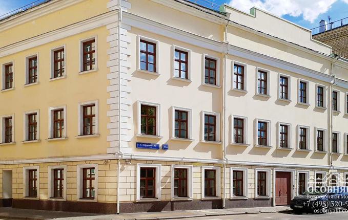 в Большом Левшинском переулке, 1, площадь 1500 м