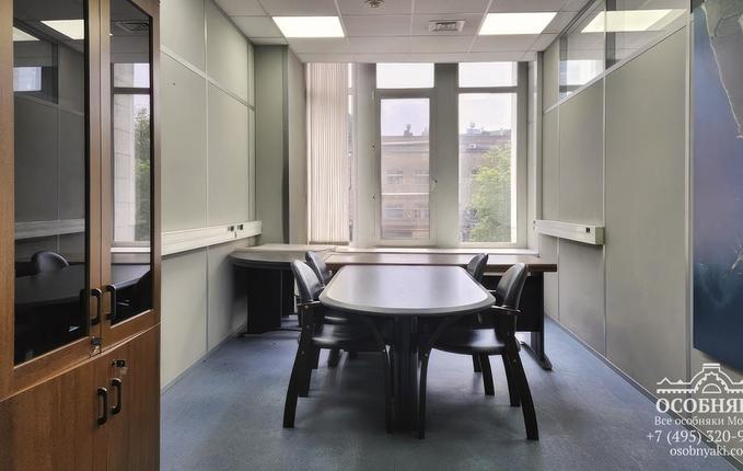 в 1-м Щипковском переулке, 3, площадь 9208 м