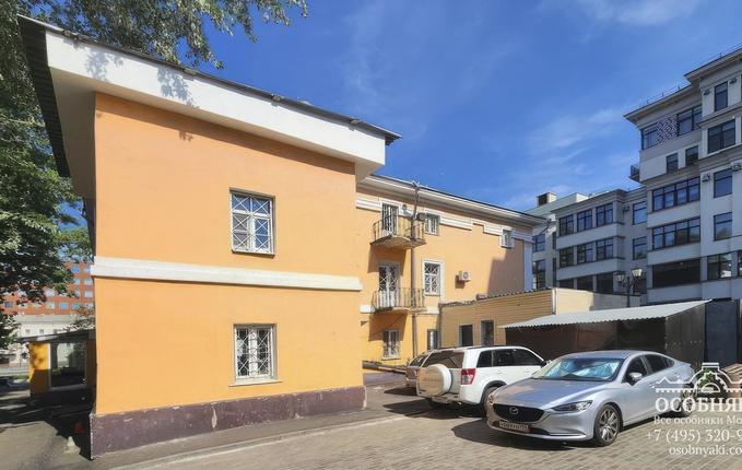 на Озерковской набережной, 52с1, площадь 1137 м