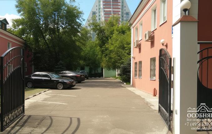 на улице Дмитрия Ульянова, 37, площадь 462 м