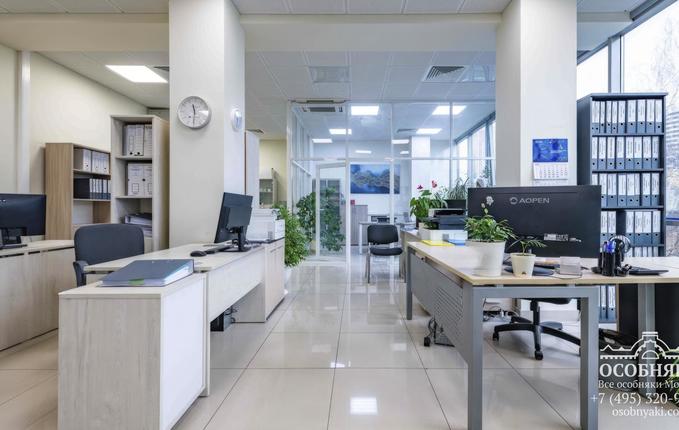 на улице Буракова, 29, площадь 8734 м