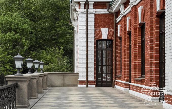 в Орлово-Давыдовском переулке, 2, площадь 4504 м