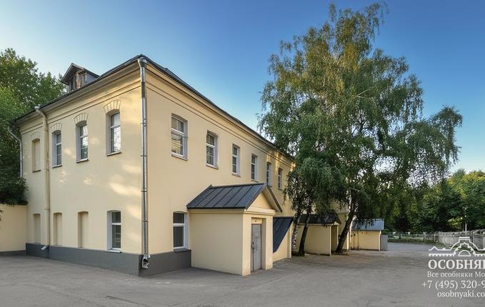 в Сыромятническом проезде, 8, площадь 1044 м