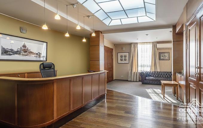 в Большом Казенном переулке, 2, площадь 1001 м