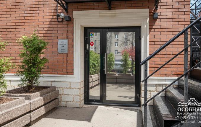 в Хомутовском тупике, 5, площадь 1066 м