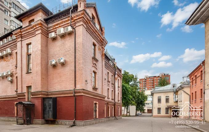 в Протопоповском переулке, 19с13, площадь 913 м