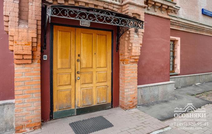 в Протопоповском переулке, 19с13, площадь 913 м