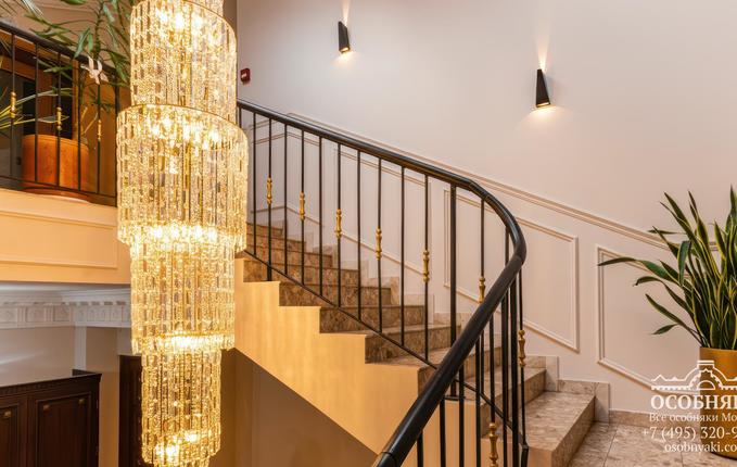 на Большой Полянке, 63, площадь 560 м