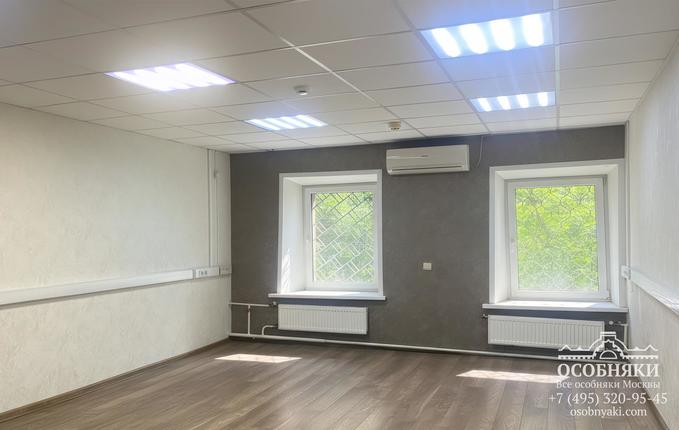 в Кривоколенном переулке, 11/13, площадь 1100 м