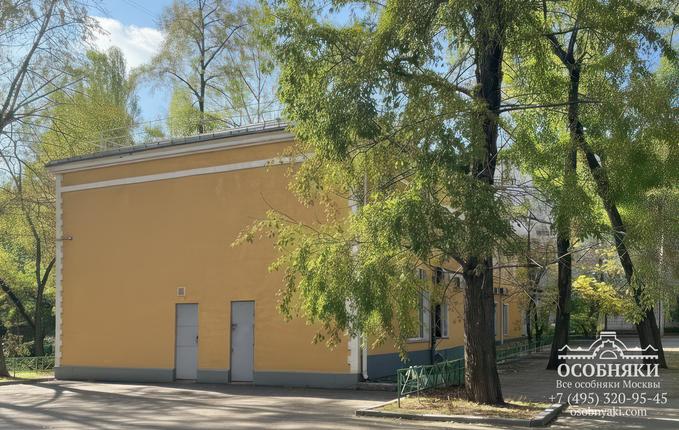 на Загородном шоссе, 10, площадь 642 м