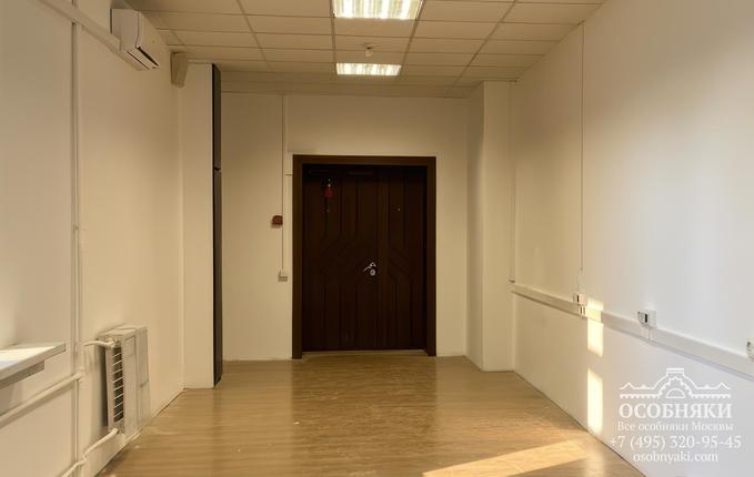 на Бутырском Валу, 68, площадь 3306 м