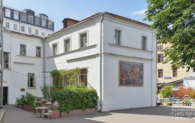 в Кривоколенном переулке, 9, площадь 600 м