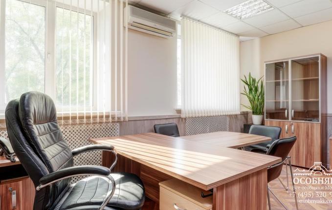 на Баррикадной улице, 8, площадь 4970 м