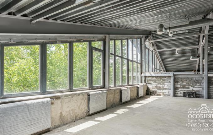 на Варшавском шоссе, 5, площадь 1180 м