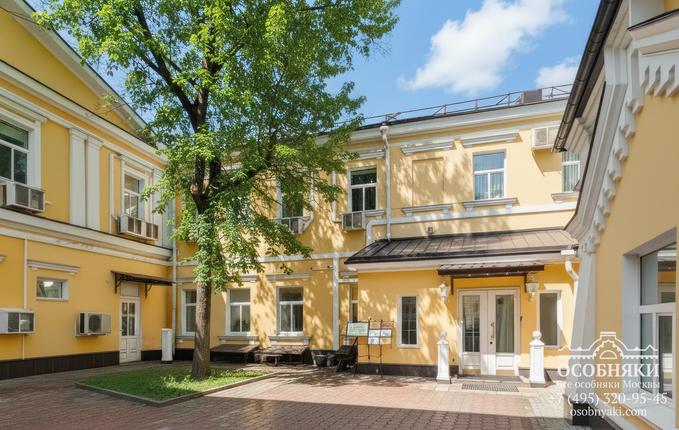 на Новинском бульваре, 20А, площадь 430 м