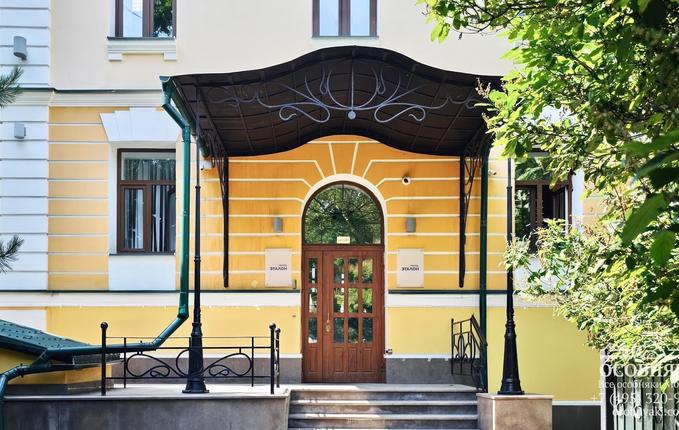 в Большом Каретном переулке, 20с3, площадь 1647 м