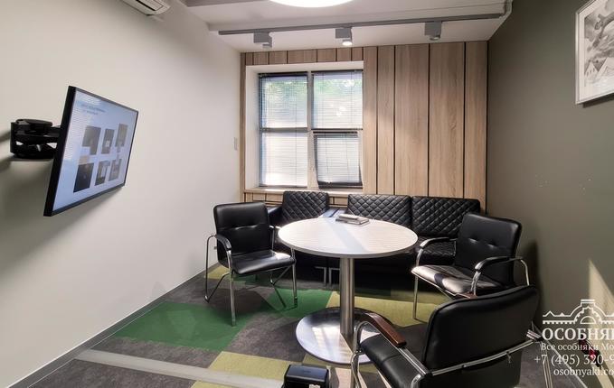 на Нижней Красносельской улице, 40/12, площадь 1551 м