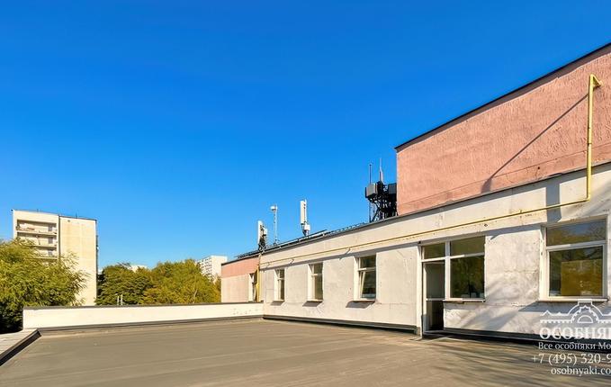 на улице Генерала Тюленева, 4А, площадь 1594 м