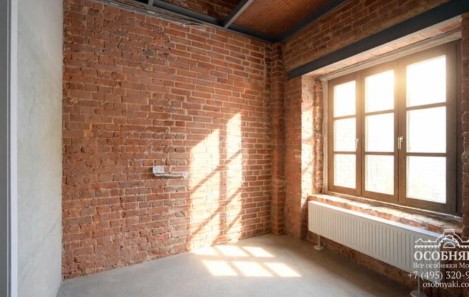 в Большом Толмачёвском переулке, 5с7А, площадь 138 м