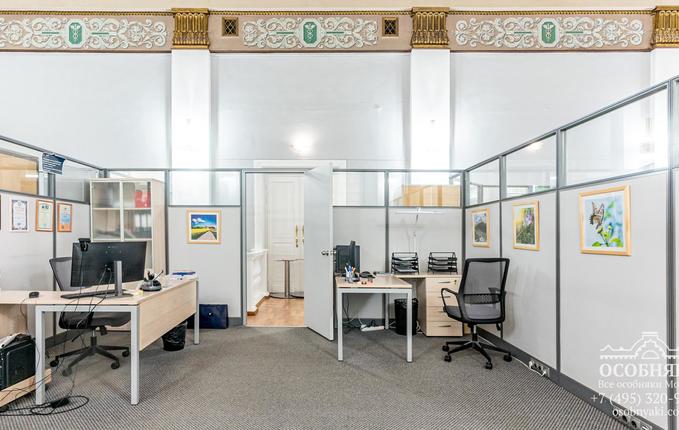 на Баррикадной улице, 8с5А, площадь 237 м